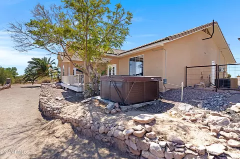 Exterior - 77 S Arroya Rd, Apache Junction, AZ 85119 photo 14 of 21