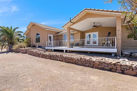 Exterior - 77 S Arroya Rd, Apache Junction, AZ 85119 photo 13 of 21