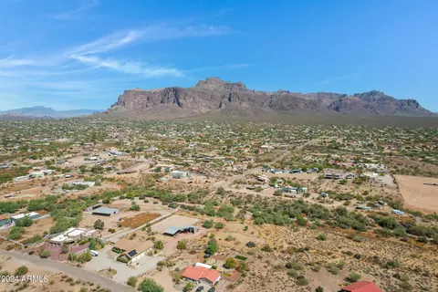 View/Area - 77 S Arroya Rd, Apache Junction, AZ 85119 photo 11 of 14