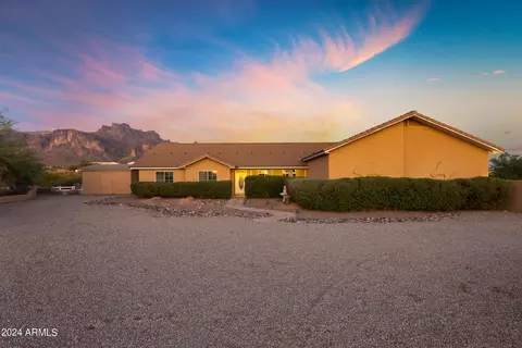 Exterior - 77 S Arroya Rd, Apache Junction, AZ 85119 photo 18 of 21