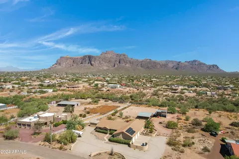 View/Area - 77 S Arroya Rd, Apache Junction, AZ 85119 photo 1 of 14