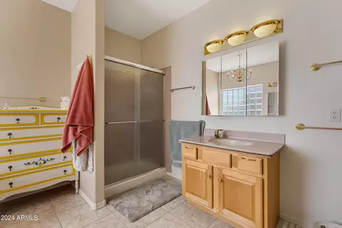 Bath - 77 S Arroya Rd, Apache Junction, AZ 85119 photo 4 of 5