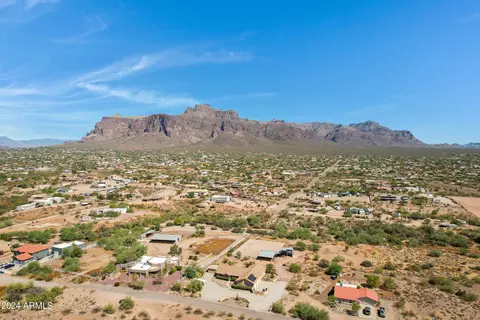 View/Area - 77 S Arroya Rd, Apache Junction, AZ 85119 photo 5 of 14