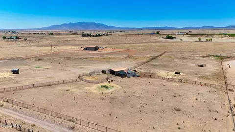 41 Marthas Ln #10, Elgin, AZ 85611 photo 11