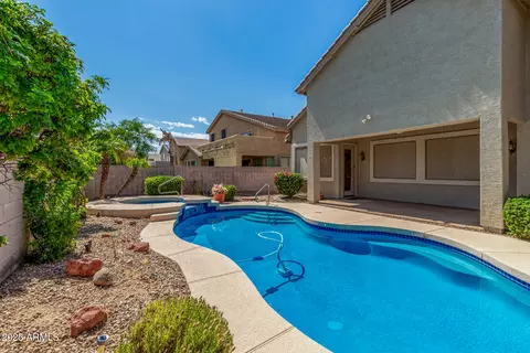 Exterior - 2425 W Red Range Way, Phoenix, AZ 85085 photo 6 of 7