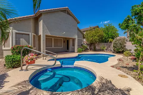 Exterior - 2425 W Red Range Way, Phoenix, AZ 85085 photo 5 of 7