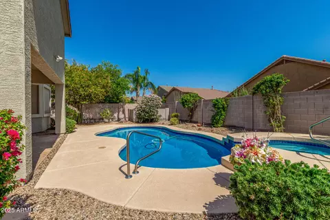 Exterior - 2425 W Red Range Way, Phoenix, AZ 85085 photo 7 of 7