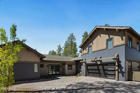 2636 S Pinyon Jay Dr, Flagstaff, AZ 86005
