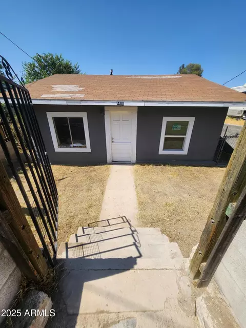 4488 E Calle Pequena --, Miami, AZ 85539