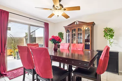Dining - 7756 N 19th Ln, Phoenix, AZ 85021 photo 2 of 3