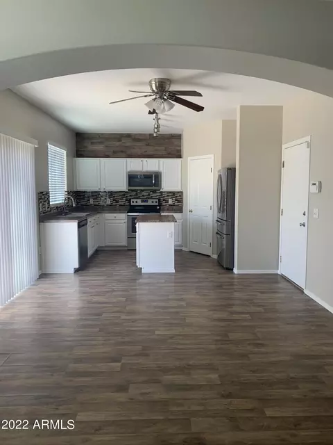 Kitchen - 1945 E 36th Ave, Apache Junction, AZ 85119 photo 1 of 2