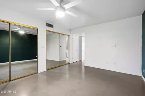 Bedroom - 705 E Gardenia Dr, Phoenix, AZ 85020 photo 3 of 7