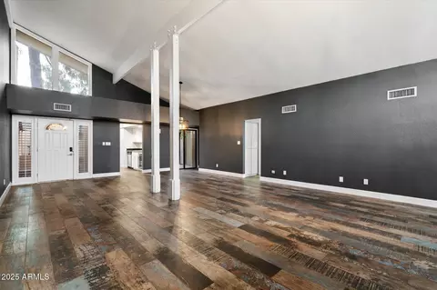 Living - 705 E Gardenia Dr, Phoenix, AZ 85020 photo 3 of 6