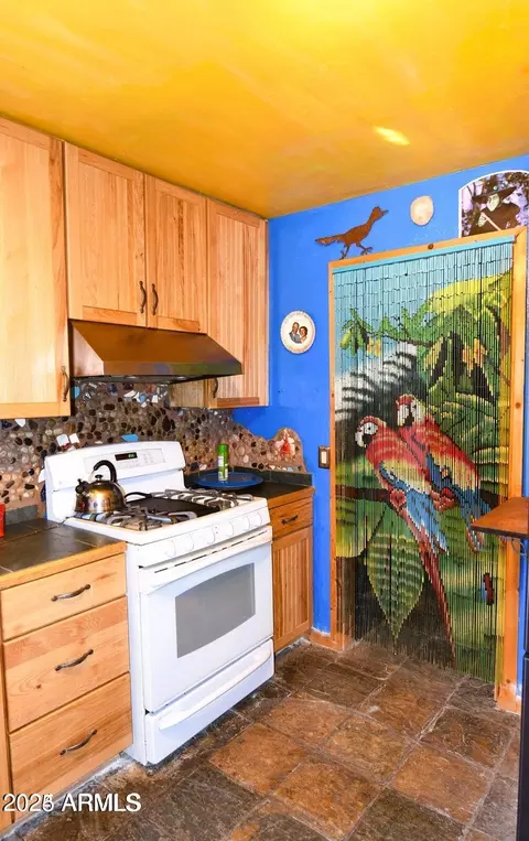 Kitchen - 250 Escalante Rd, Saint David, AZ 85630 photo 3 of 4