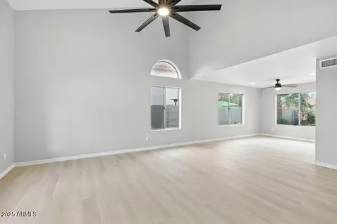 Living - 4319 E Tanglewood Dr, Phoenix, AZ 85048 photo 3 of 6
