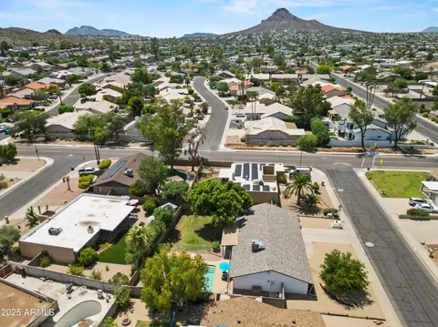 View/Area - 2809 E Hillery Dr, Phoenix, AZ 85032 photo 4 of 4