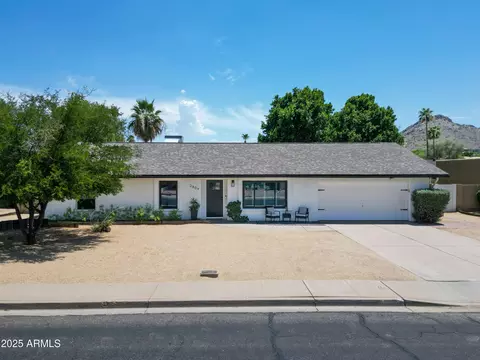 Exterior - 2809 E Hillery Dr, Phoenix, AZ 85032 photo 10 of 10