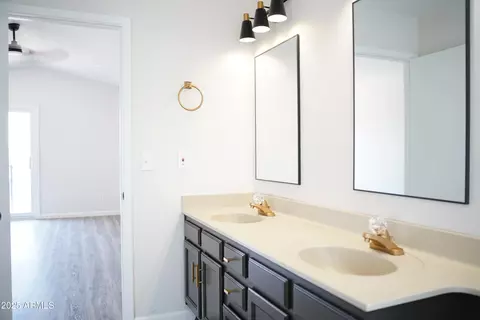 1632 E Saint Charles Ave, Phoenix, AZ 85042 photo 18