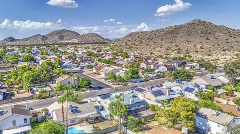 View/Area - 1457 E Utopia Rd, Phoenix, AZ 85024 photo 2 of 6