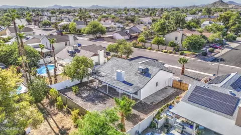 View/Area - 1457 E Utopia Rd, Phoenix, AZ 85024 photo 1 of 6