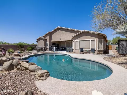21753 N Greenway Dr, Maricopa, AZ 85138
