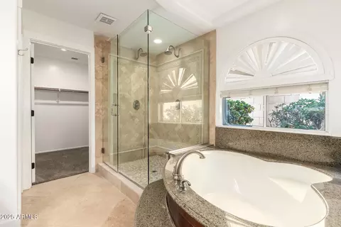 Bath - 3772 E Leah Ln, Gilbert, AZ 85234 photo 3 of 5