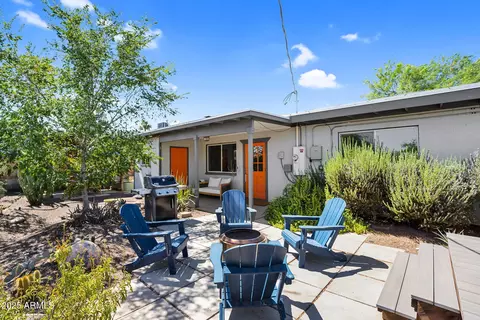 Exterior - 1233 E Desert Cove Ave, Phoenix, AZ 85020 photo 4 of 10