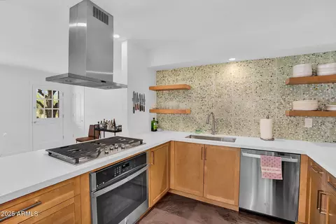 1233 E Desert Cove Ave, Phoenix, AZ 85020