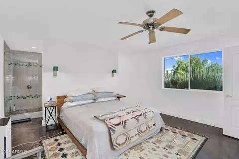 Bedroom - 1233 E Desert Cove Ave, Phoenix, AZ 85020 photo 1 of 2