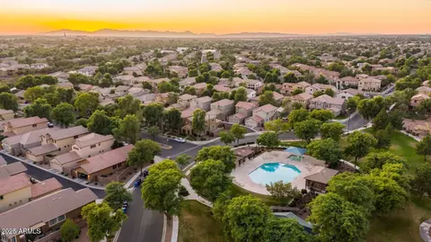 View/Area - 2909 S Hansen Dr, Gilbert, AZ 85295 photo 1 of 3