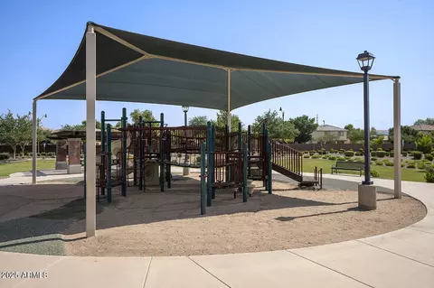 View/Area - 2909 S Hansen Dr, Gilbert, AZ 85295 photo 2 of 3
