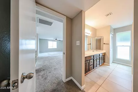 Entry Way - 4635 W Libby St, Glendale, AZ 85308 photo 2 of 3