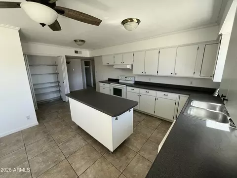 Kitchen - 490 S Ninth St, Globe, AZ 85501 photo 4 of 4