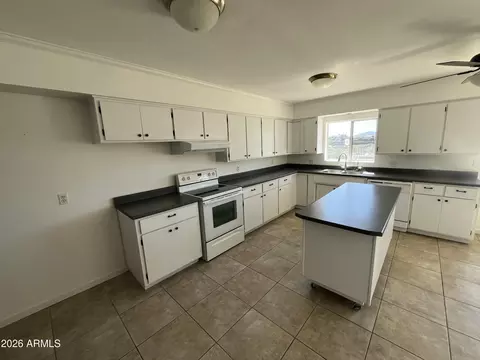 Kitchen - 490 S Ninth St, Globe, AZ 85501 photo 3 of 4