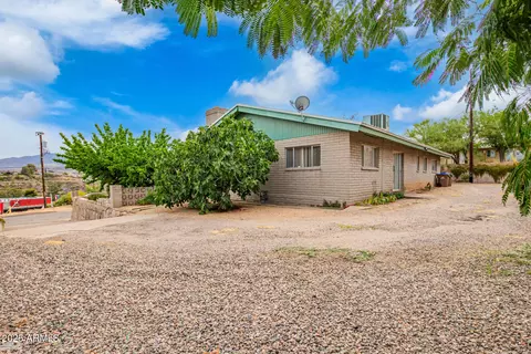 Exterior - 490 S Ninth St, Globe, AZ 85501 photo 3 of 6
