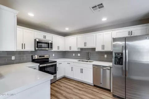 15050 N Thompson Peak Pkwy #2003, Scottsdale, AZ 85260