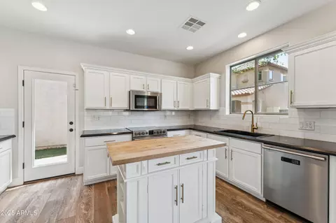 1717 E Joseph Way, Gilbert, AZ 85295 photo 12