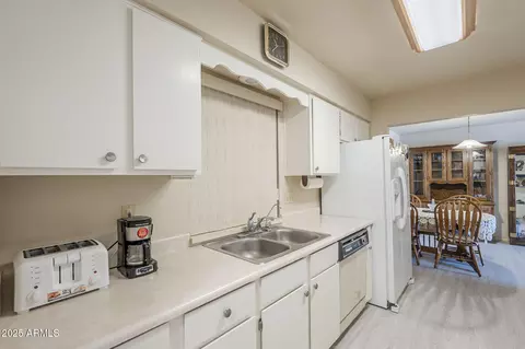 Kitchen - 7840 E Madero Ave, Mesa, AZ 85209 photo 2 of 2