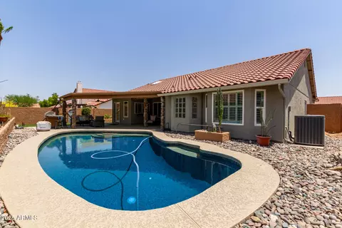 Exterior - 4102 E Tonto St, Phoenix, AZ 85044 photo 12 of 16
