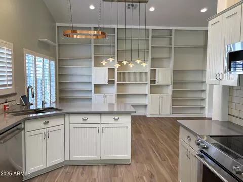 Kitchen - 4102 E Tonto St, Phoenix, AZ 85044 photo 9 of 9