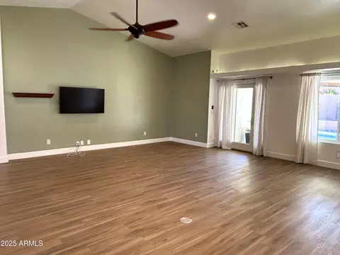 Living - 4102 E Tonto St, Phoenix, AZ 85044 photo 2 of 2