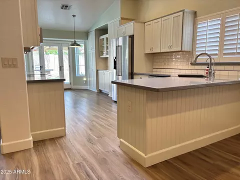 Kitchen - 4102 E Tonto St, Phoenix, AZ 85044 photo 5 of 9