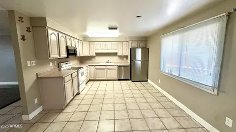 3919 E Andorra Dr, Phoenix, AZ 85032 photo 7
