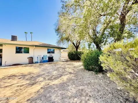 Exterior - 710 E La Jolla Dr, Tempe, AZ 85282 photo 6 of 9