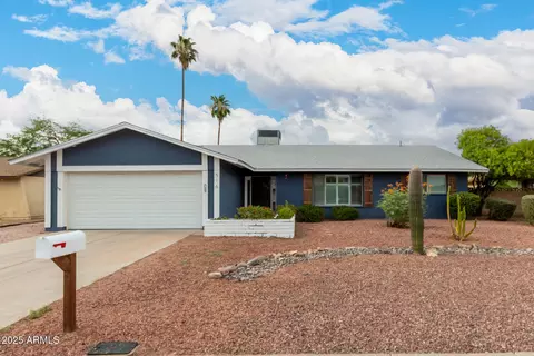 516 E Lodge Dr, Tempe, AZ 85283