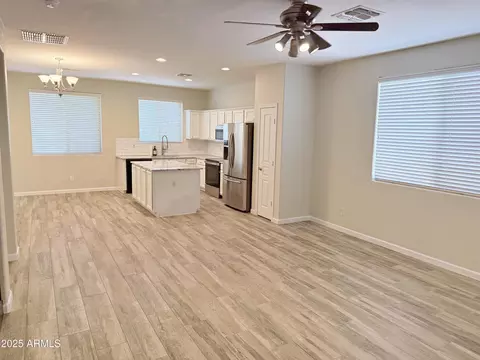 3748 E Chickadee Rd, Gilbert, AZ 85297 photo 4