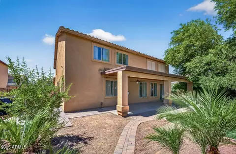 Exterior - 2930 W Carson Rd, Phoenix, AZ 85041 photo 2 of 4
