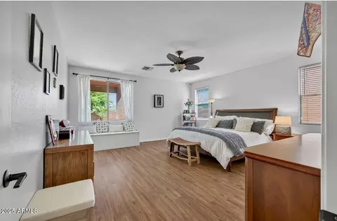 Bedroom - 2930 W Carson Rd, Phoenix, AZ 85041 photo 1 of 10