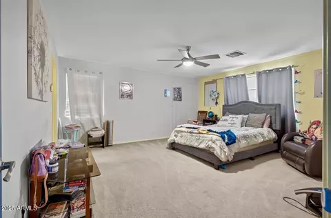 Bedroom - 2930 W Carson Rd, Phoenix, AZ 85041 photo 7 of 10