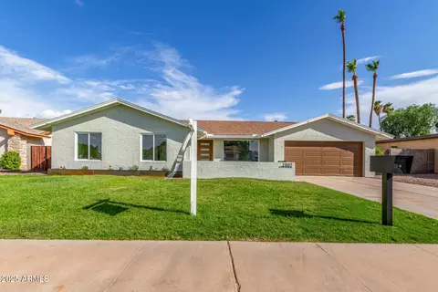 2807 W Rosewood Dr, Chandler, AZ 85224